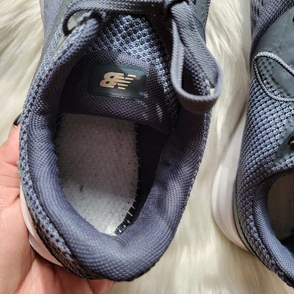 New Balance - Picture 8 of 9